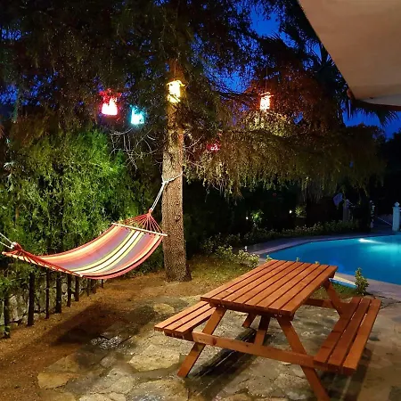 Villa Guzide *